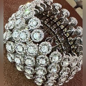 Stunning stretchy crystal and metal chunky glam bracelet